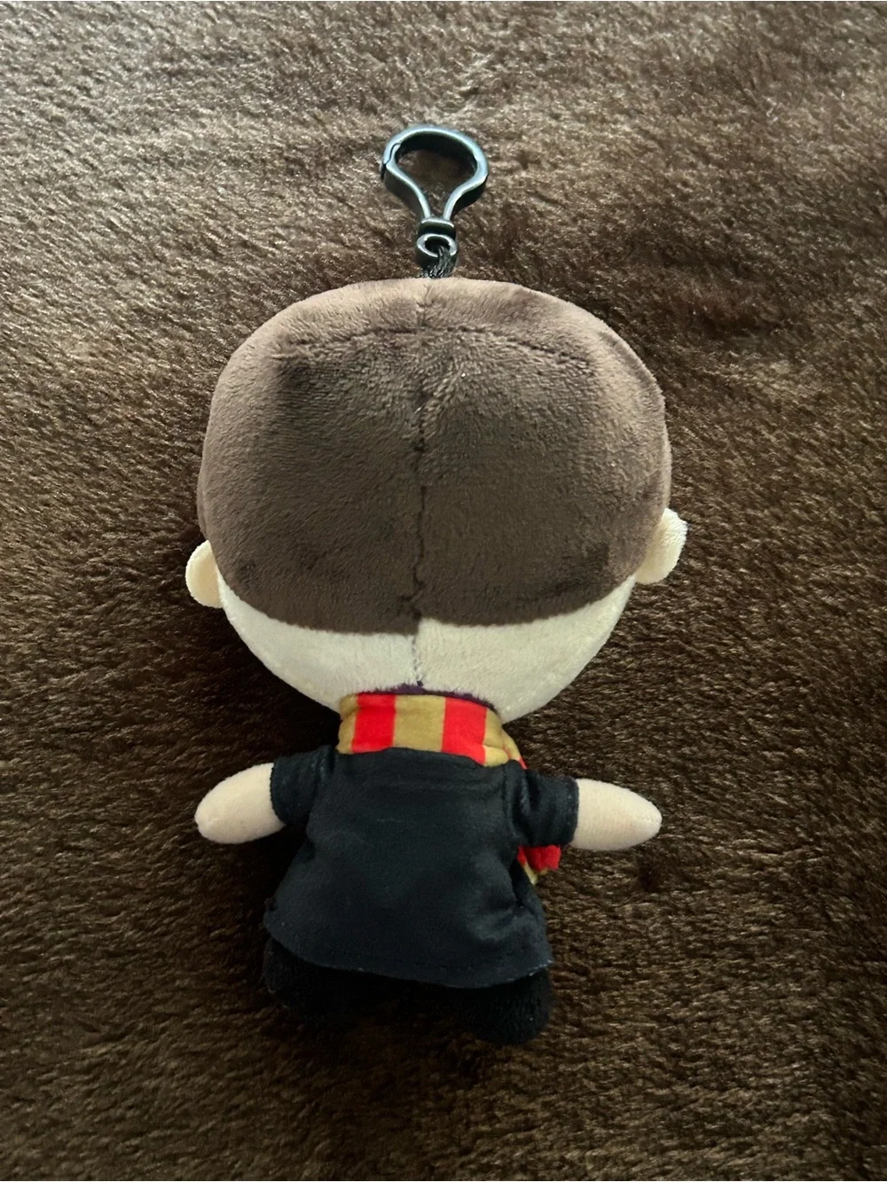 Harry Potter keychain - Brown Hair with Red & Gold Scarf